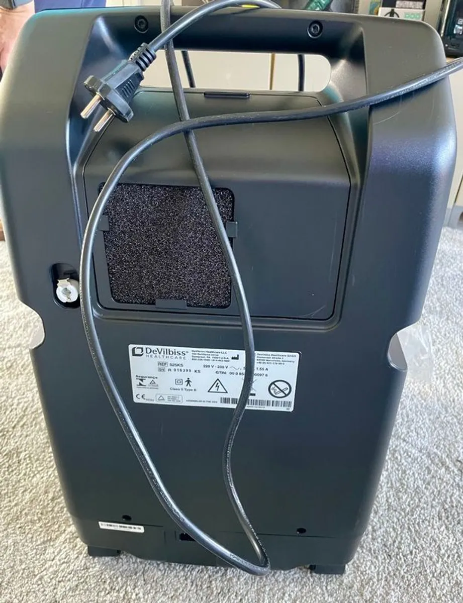 DeVilbiss 5L Oxygen Concentrator Like NEW - Image 3