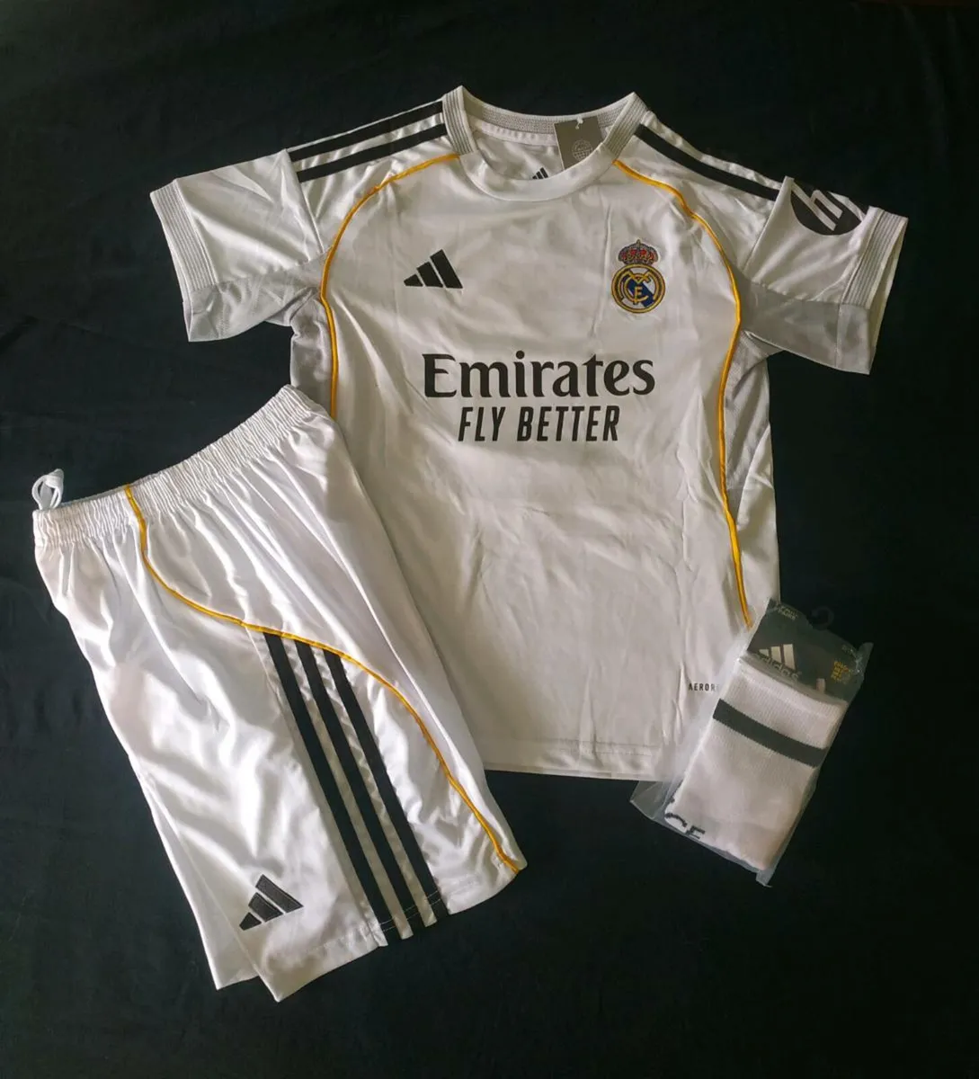 REAL MADRID 25/26(MBAPPE 9) KIDS FULL KIT . - Image 2