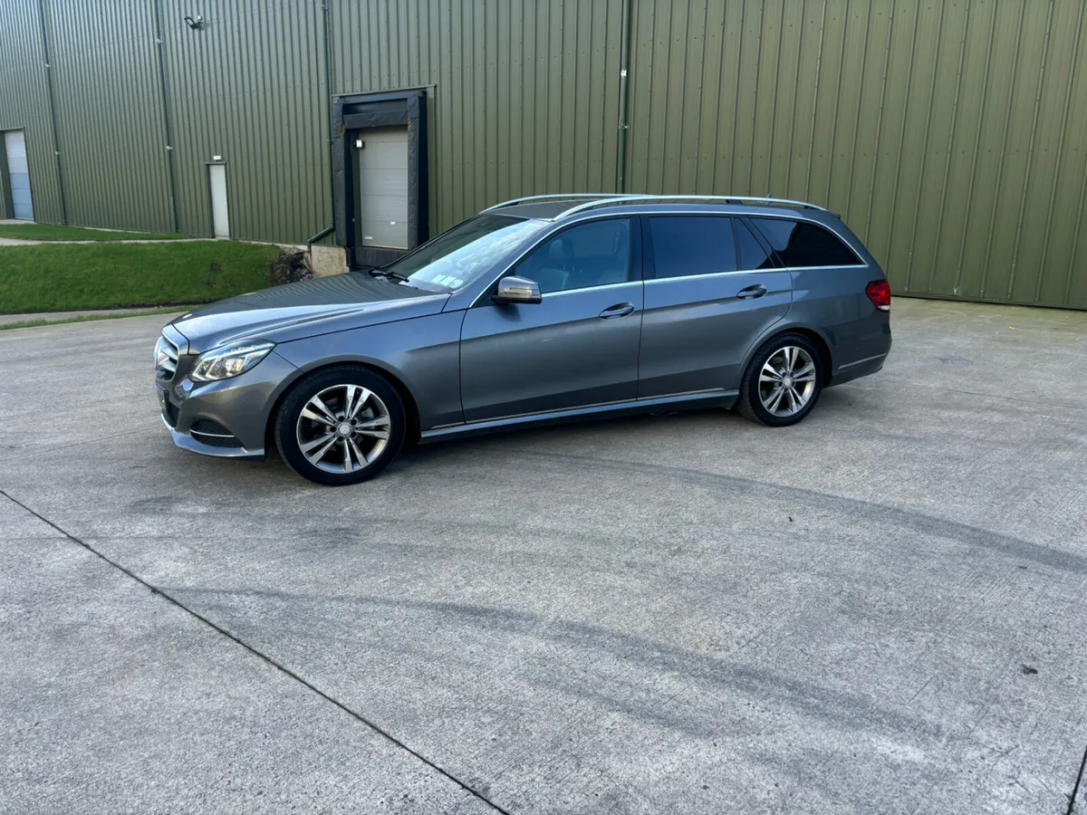 Mercedes-Benz E-Class 2016 - Image 4