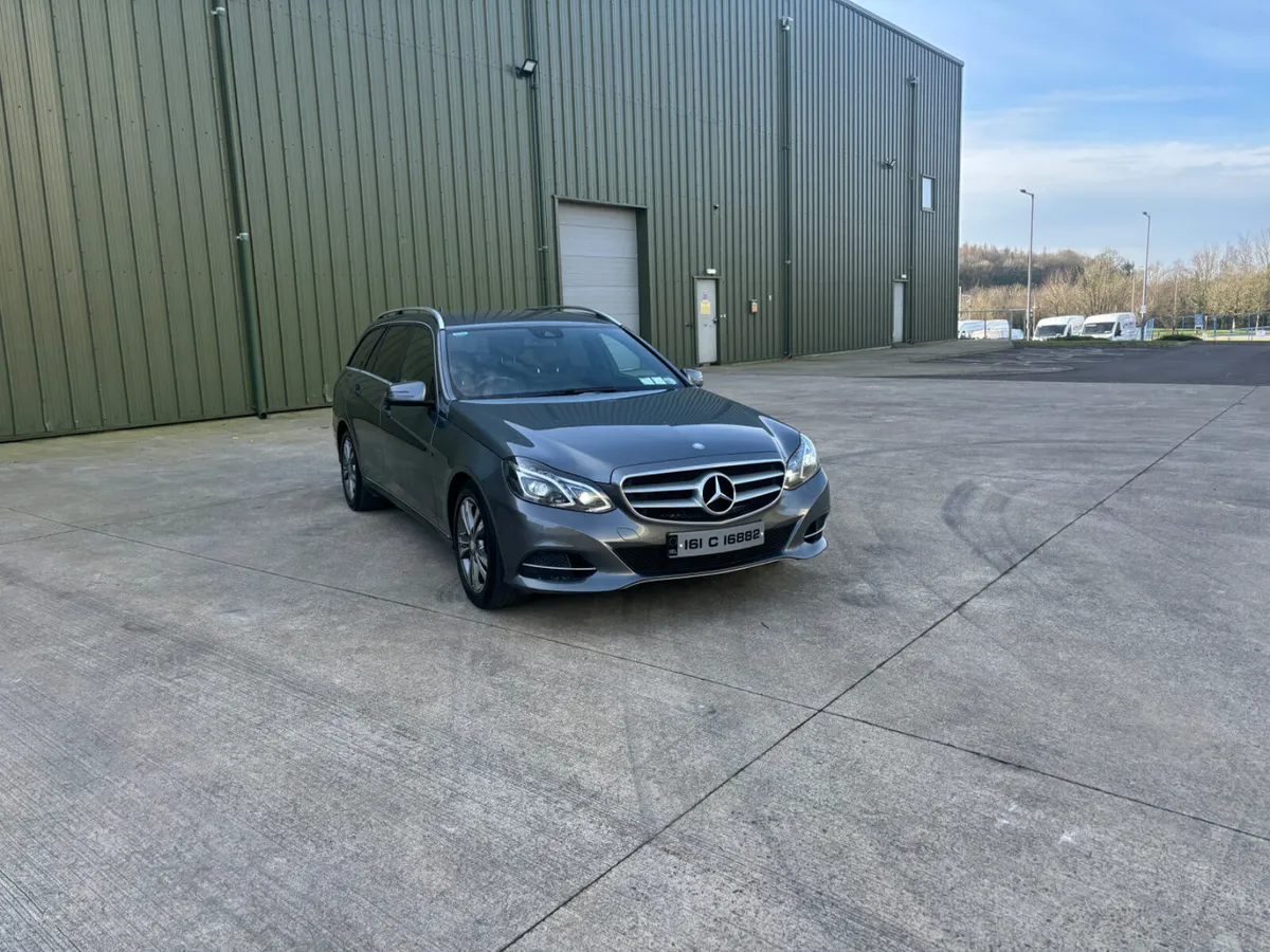 Mercedes-Benz E-Class 2016 - Image 2