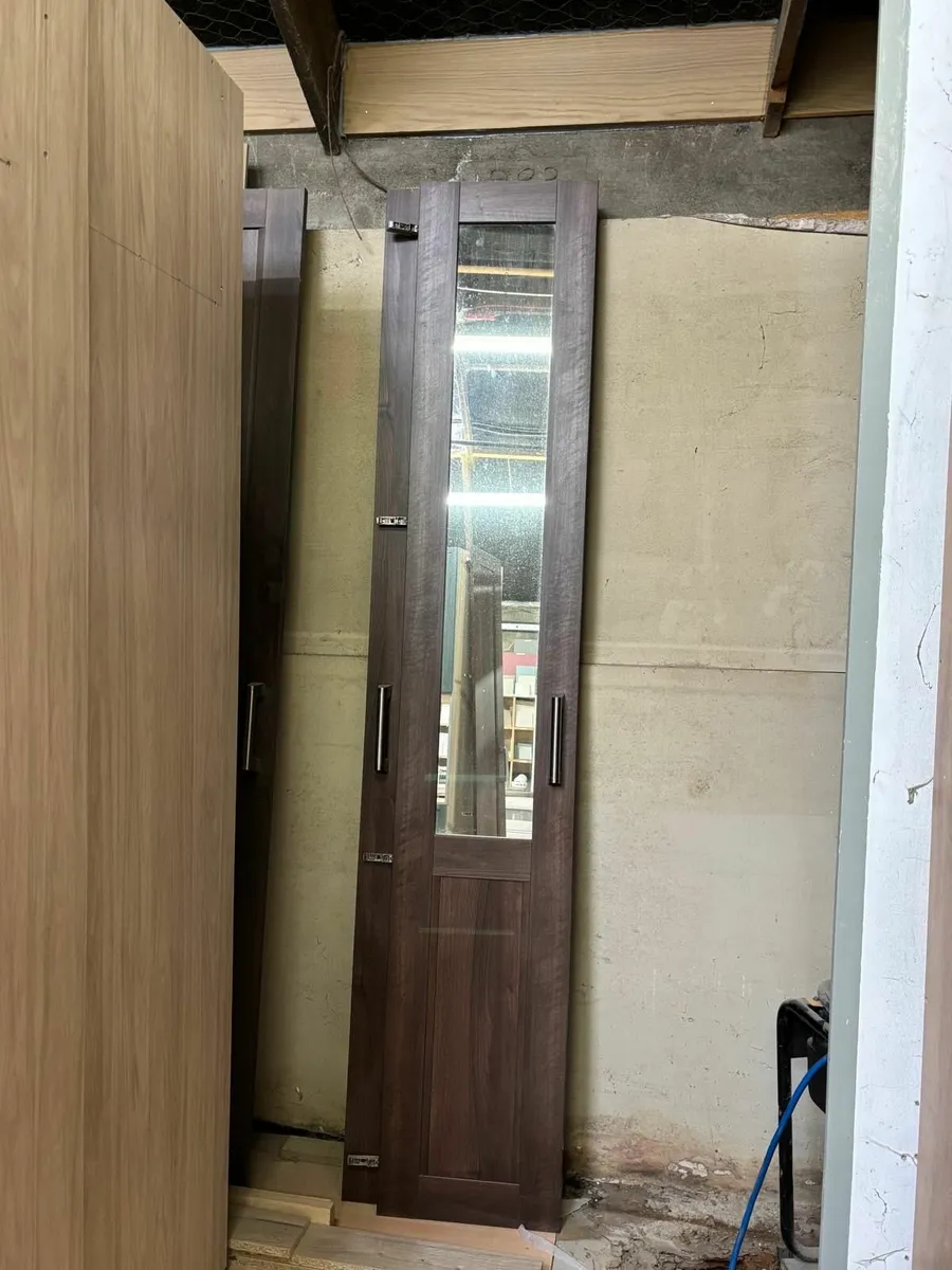 Wardrobe doors - Image 2