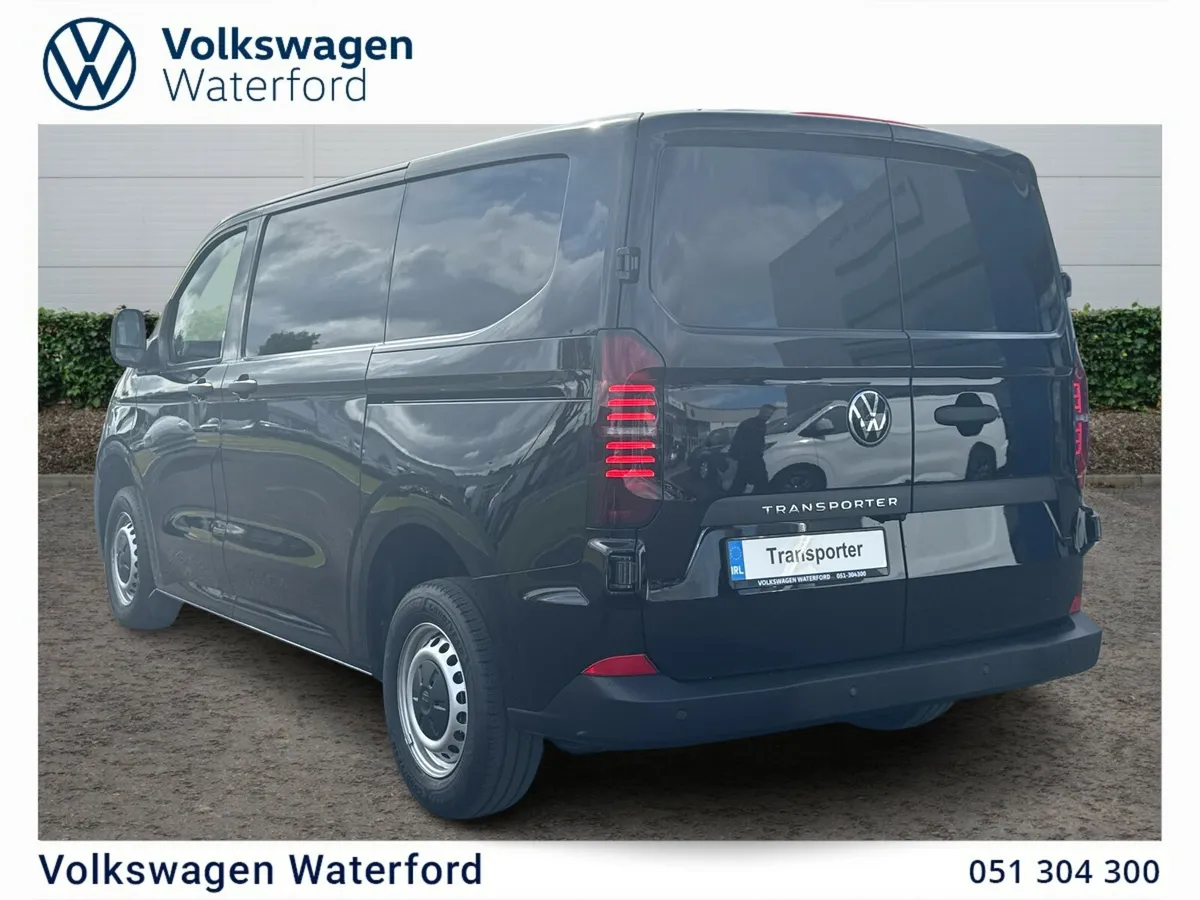 NEW Volkswagen Transporter 2.0TDI  (Price ex VAT) - Image 4