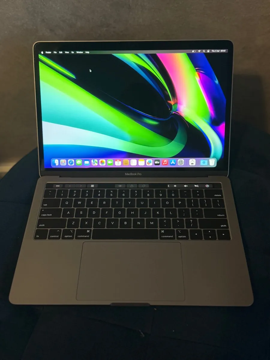 MacBook Pro 13" 2019 i7/16GB/512SSD/370c - Image 1