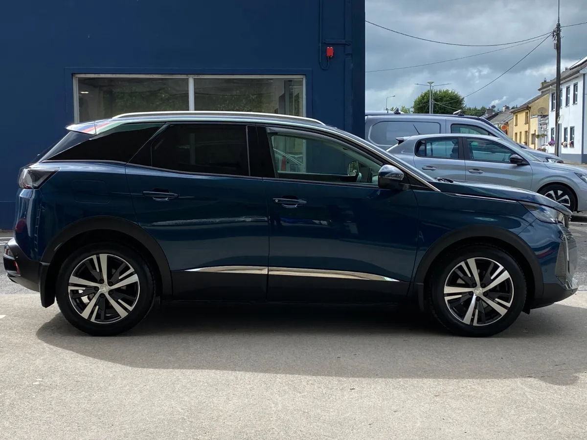 Peugeot 3008 1.5 BlueHDi 130bhp Allure - Image 2