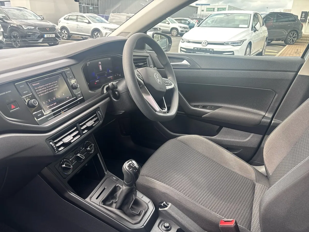 Volkswagen Polo 1.0 MPI 80HP - Image 3