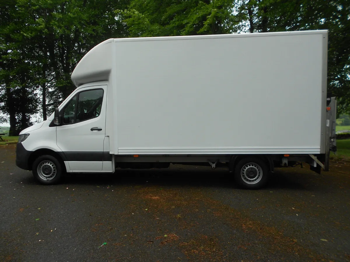 Mercedes-Benz Sprinter 2021 - Image 3