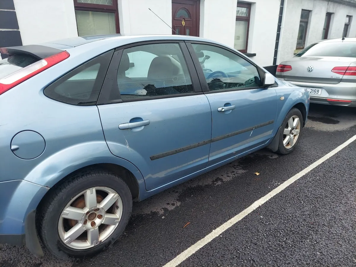 Ford Focus 2005 - Image 4