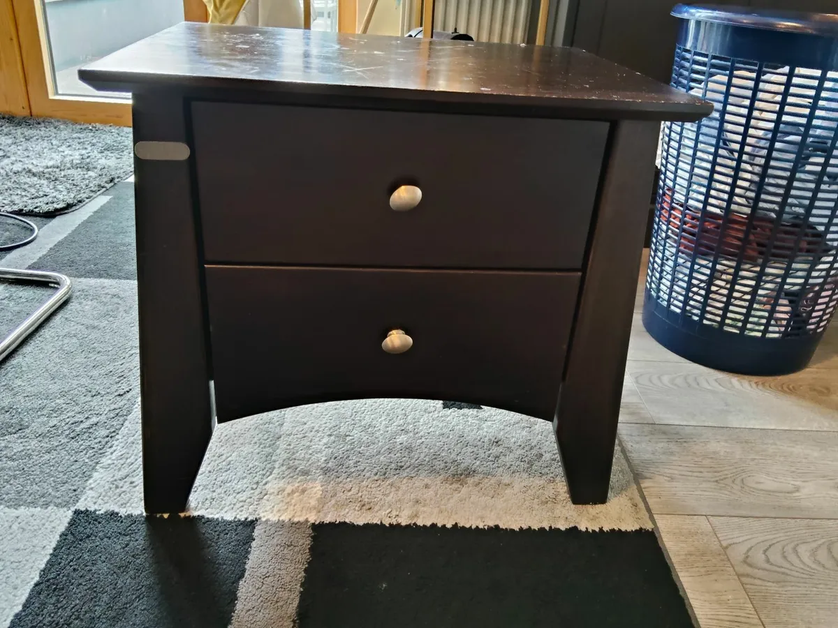 2 drawer bedside cabinet - Image 1