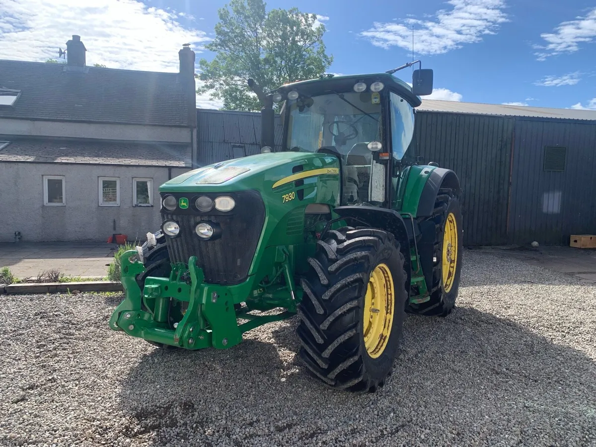 John Deere 7930 (2009) (6294 hours) - Image 1