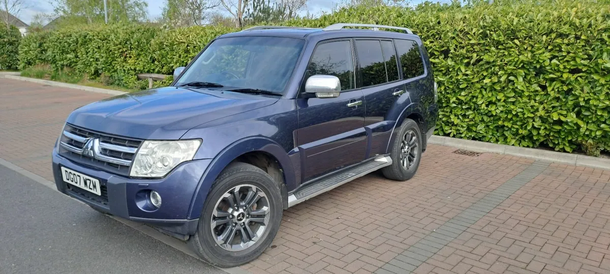 Mitsubishi Pajero 2007 - Image 2