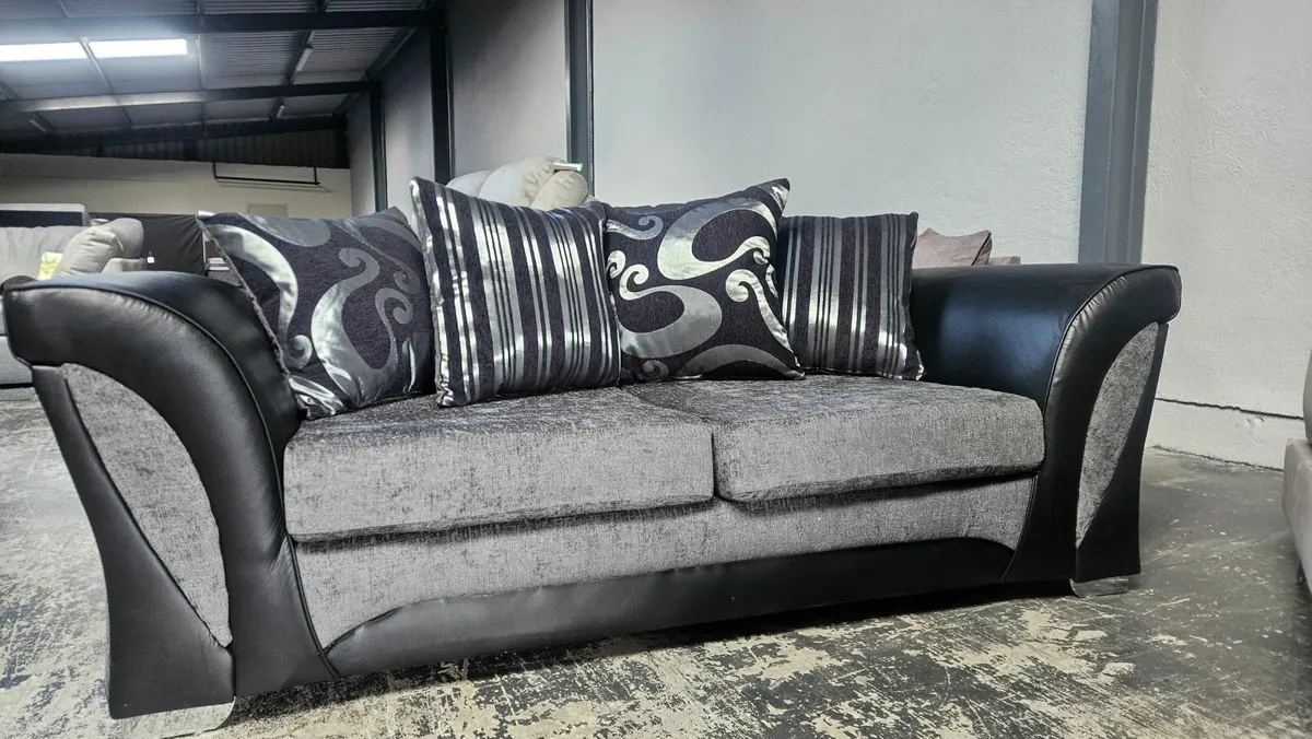Special offer  sofa -Warehouse collection only - Image 2