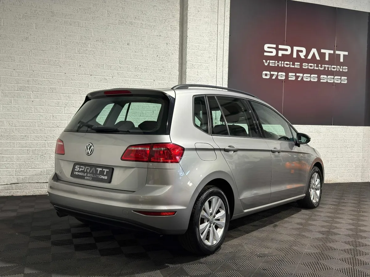 2014 Volkswagen Golf SV 1.6 Tdi 110 bhp *NI CAR* - Image 3