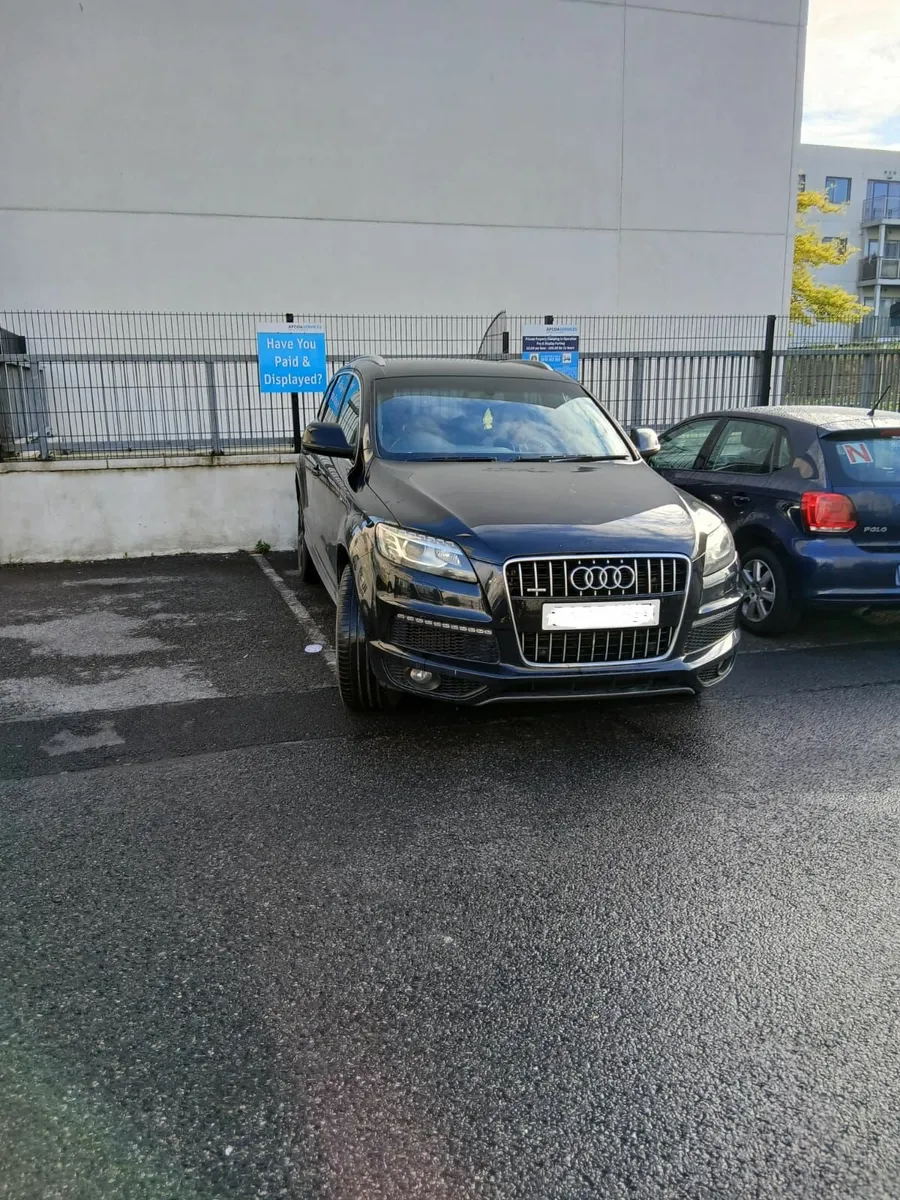 AUDI Q7 2009 spares or repair - Image 2