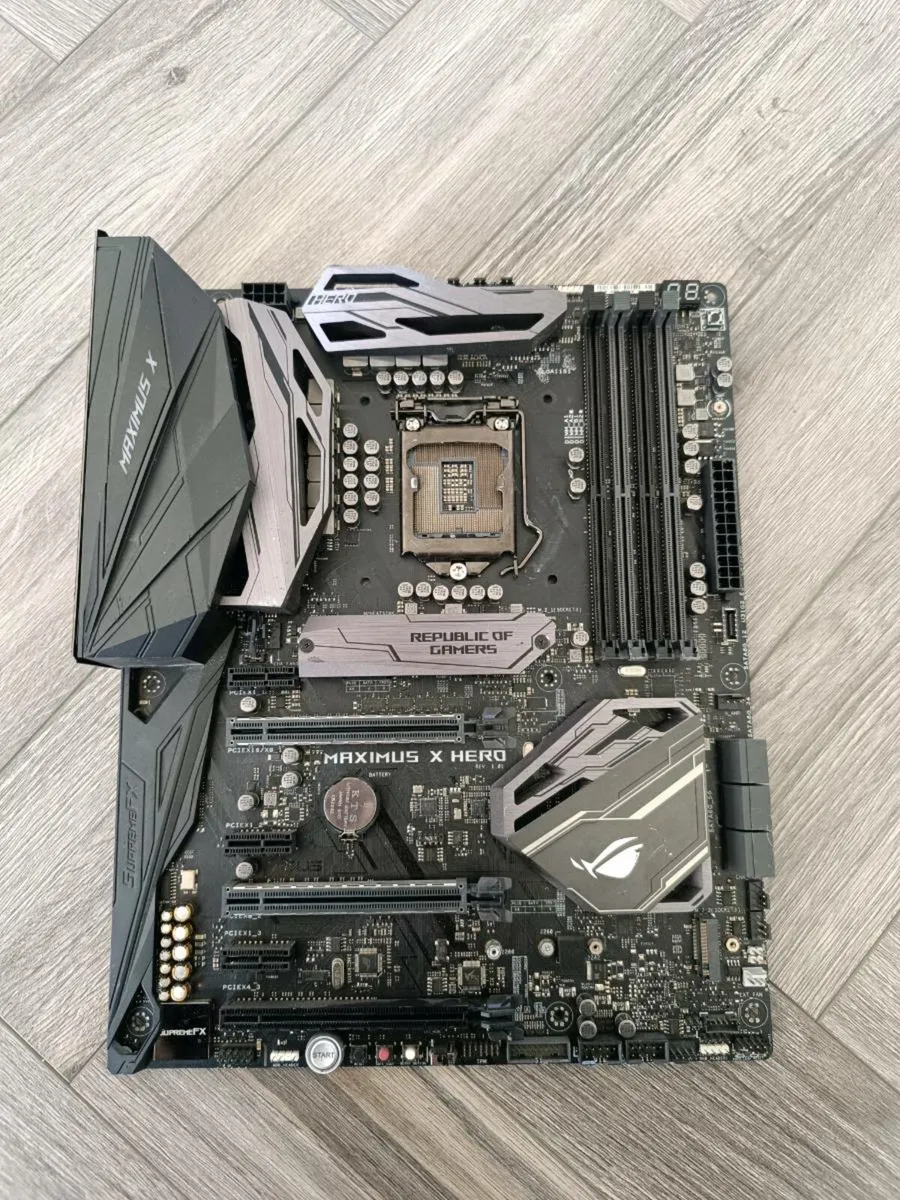 Rog Maximus X Hero - Z370 - Image 1