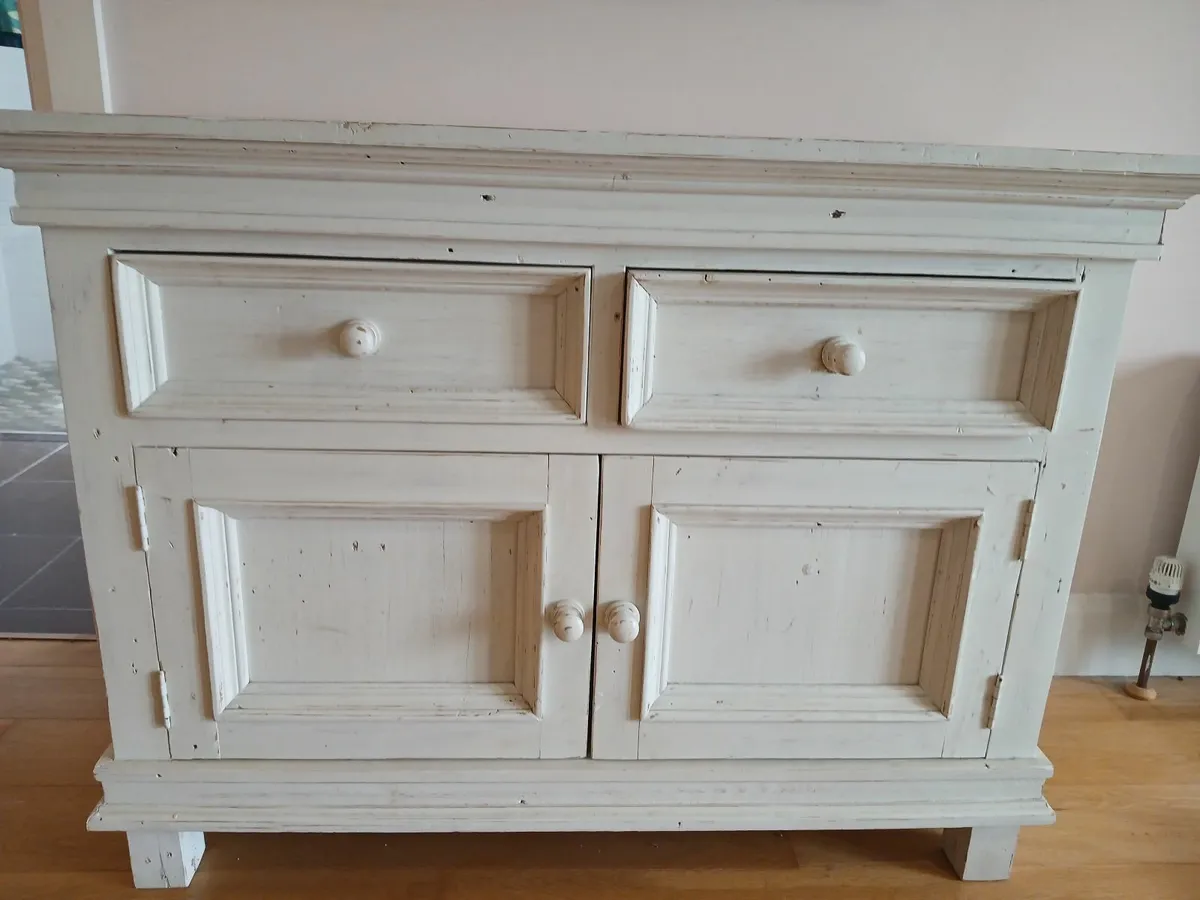 Cabinet / drawers - Image 1