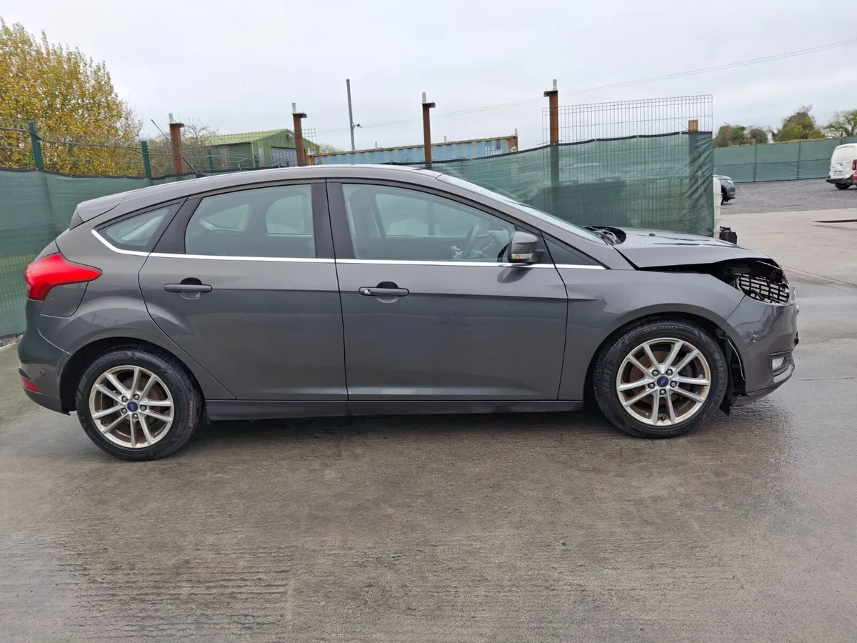 162 Ford Focus 1.5L Diesel Zetec - Image 4