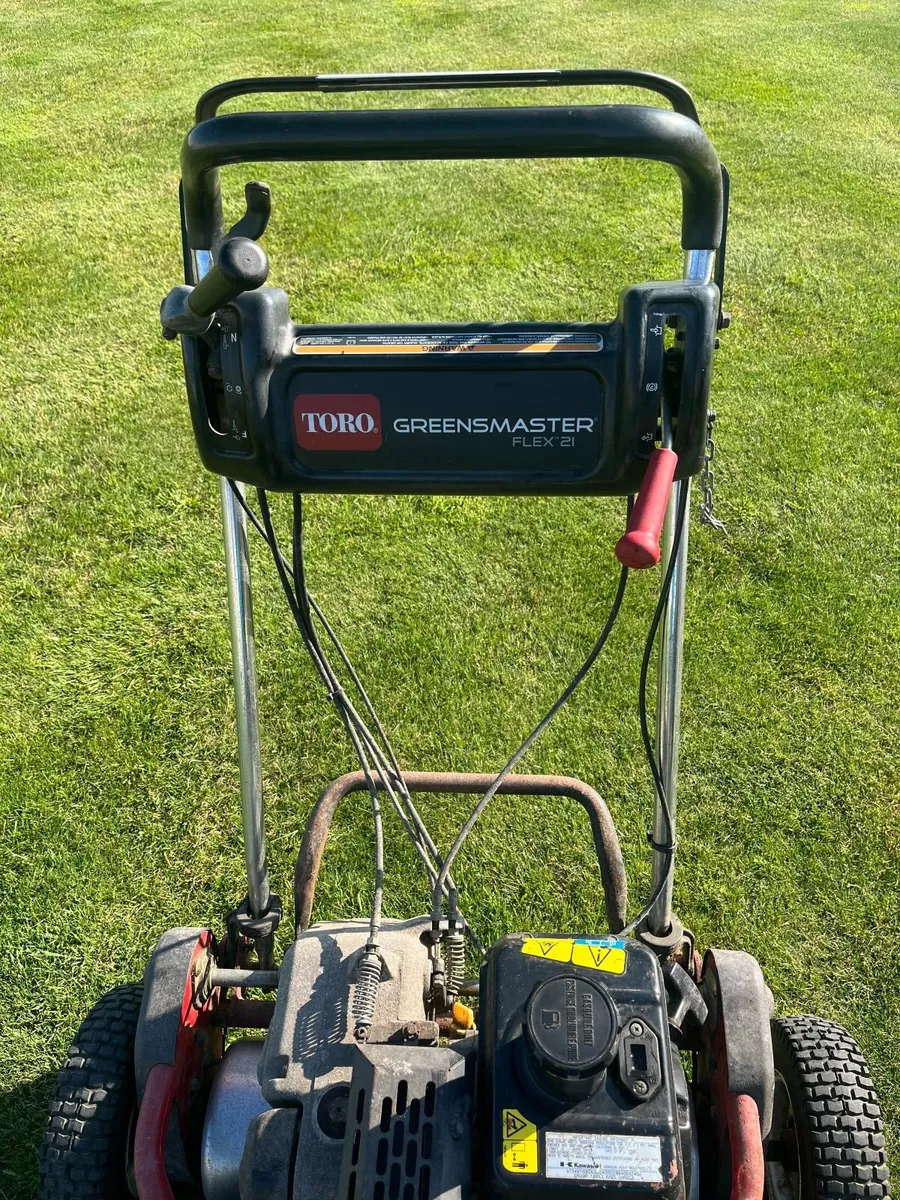 Toro Greensmaster Flex 21 Greens Reel Lawn Mower 2 - Image 3