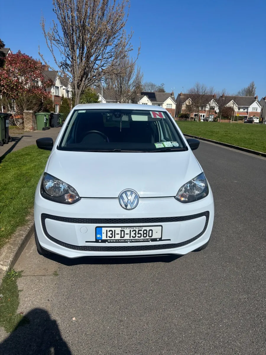 Volkswagen up! 2013 - Image 1