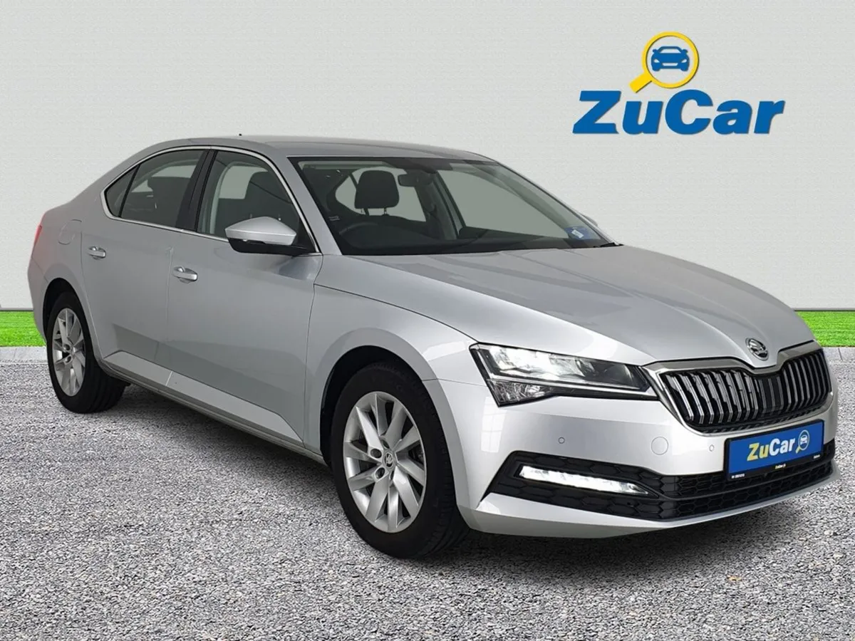 Skoda Superb  33 Superb AMB 2.0tdi 150HP DSG - Image 1