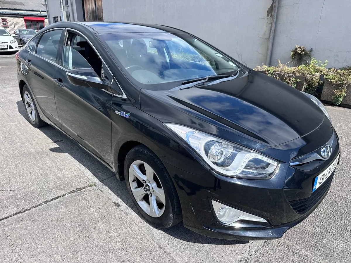 2013 Hyundai i40 1.7 CRDI LOW MILES - Image 1