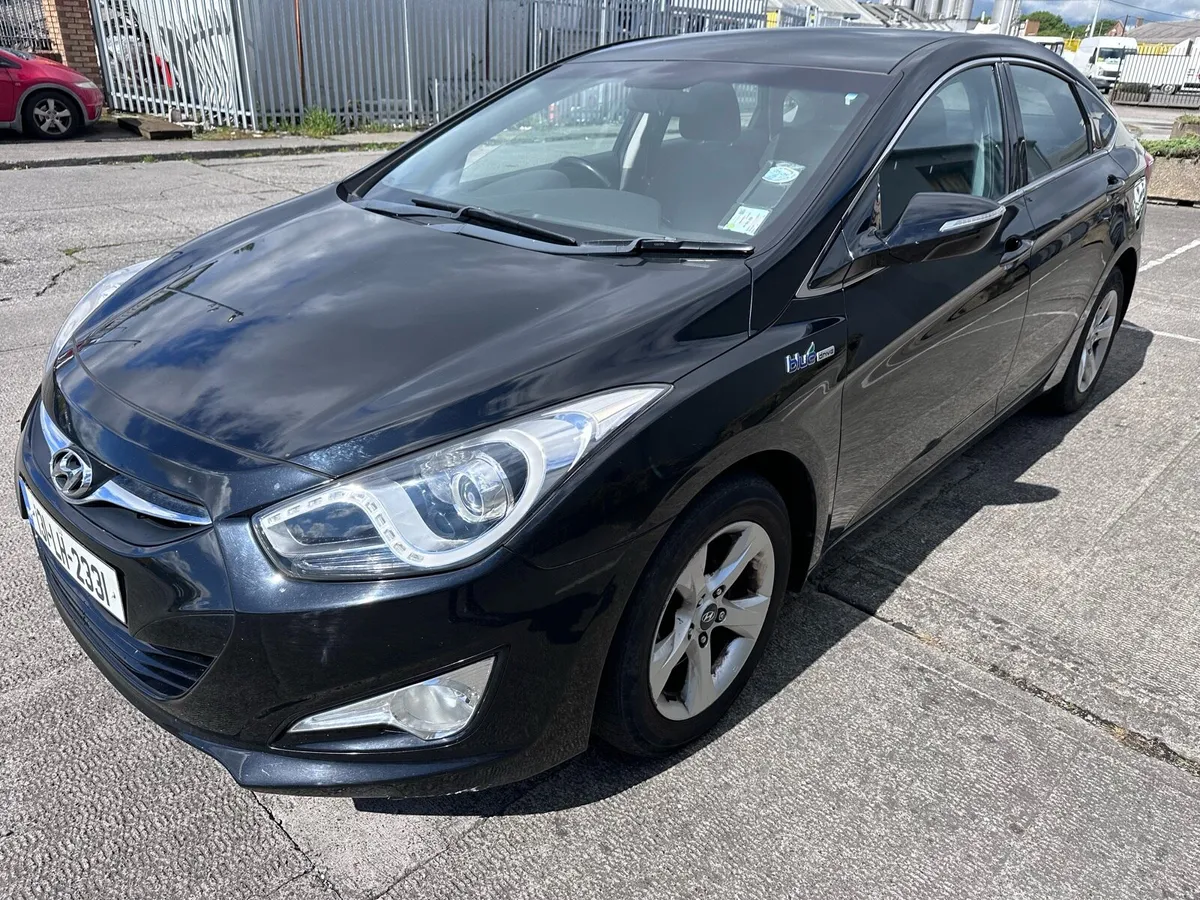 2013 Hyundai i40 1.7 CRDI LOW MILES - Image 3