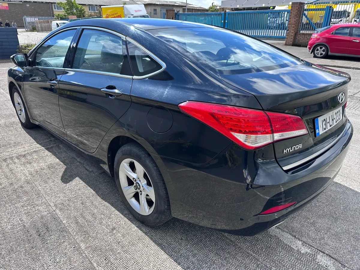2013 Hyundai i40 1.7 CRDI LOW MILES - Image 4