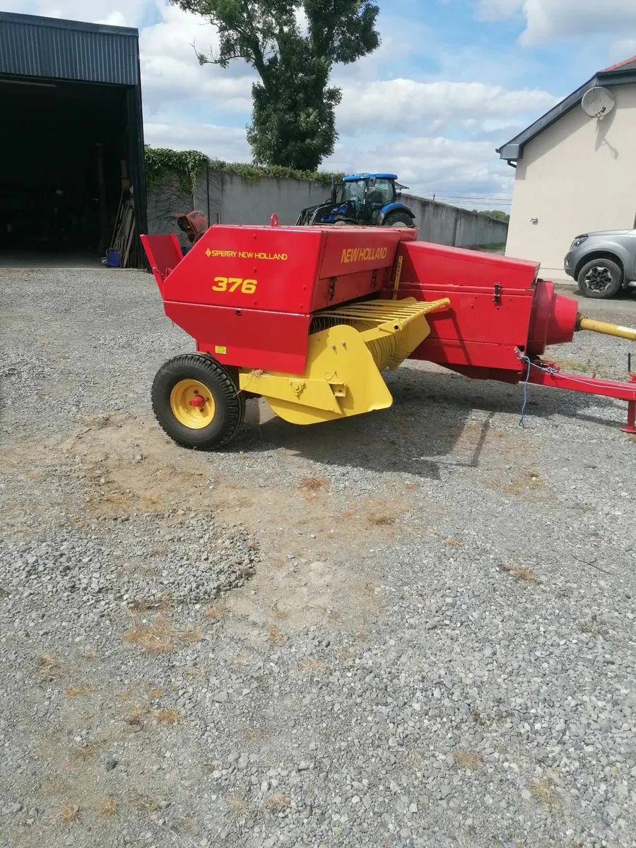 New Holland baler 376 - Image 2