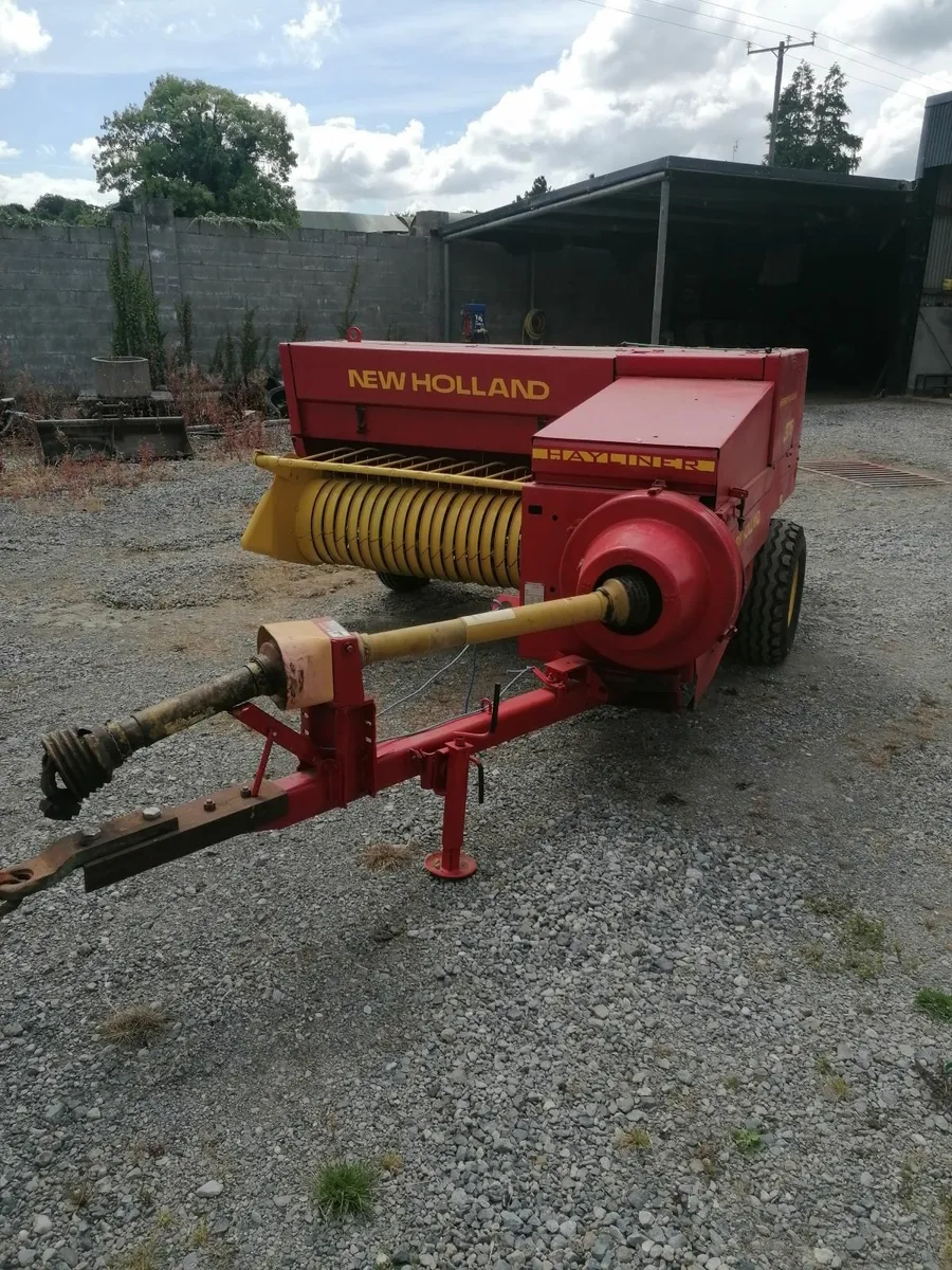 New Holland baler 376 - Image 3