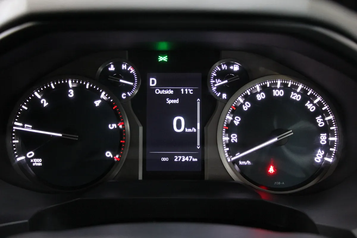 Landcruiser 2.8 Auto * Low kms 2 seat commercial - Image 3