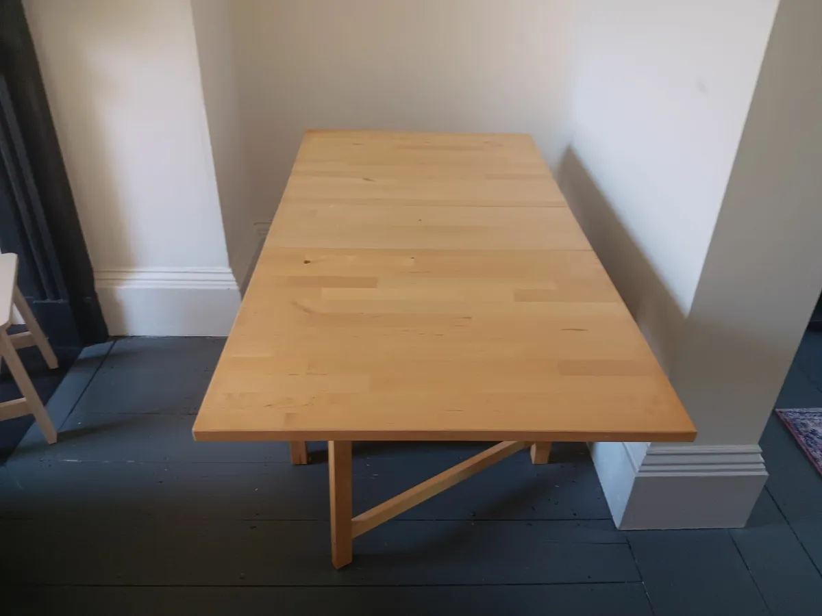 Large Extendable Table, Dublin 2,  95 euro - Image 1