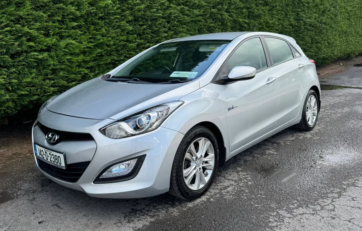 Hyundai i30 DELUXE 2014 1.6 Crdi ONLY 140k/MLS - Image 2