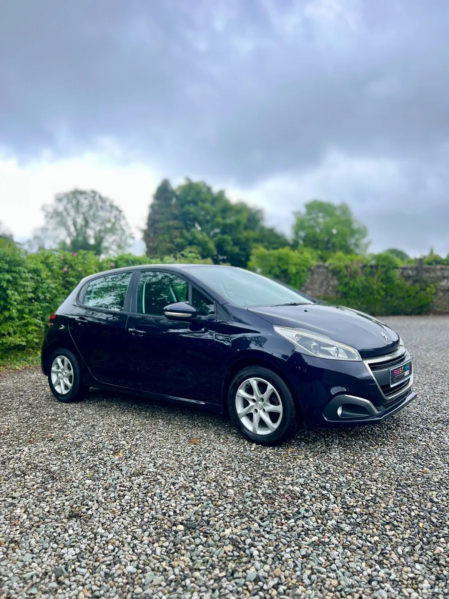 Peugeot 208 PureTech 1.2 Active low mileage! - Image 2
