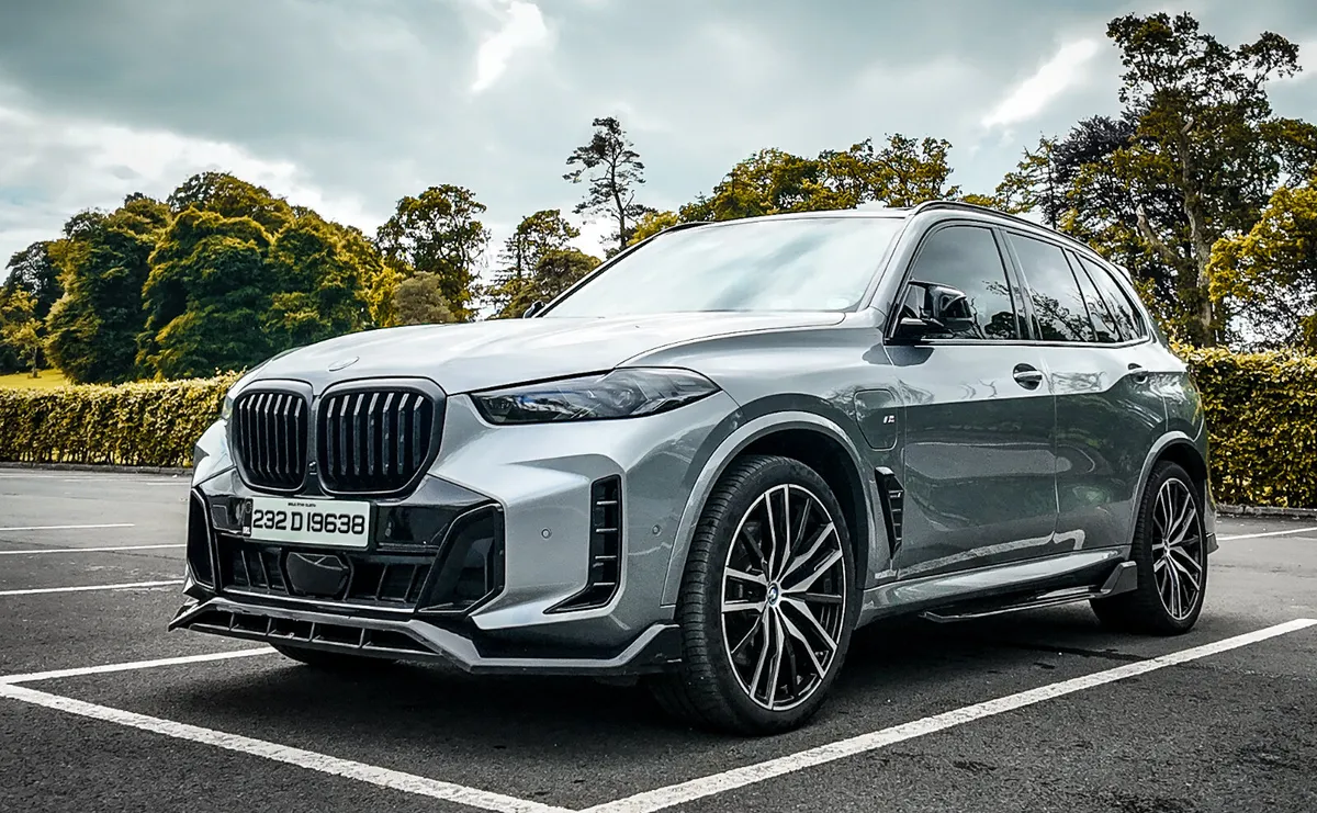 2023 BMW X50e M Sport N1 Crew cab 5 seat - Image 3