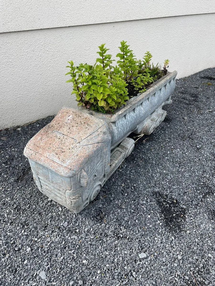 Scania Truck Flower Planter - Image 1
