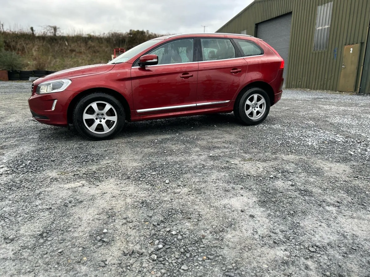 2015 Volvo XC60 2.0 190 hp - Image 3