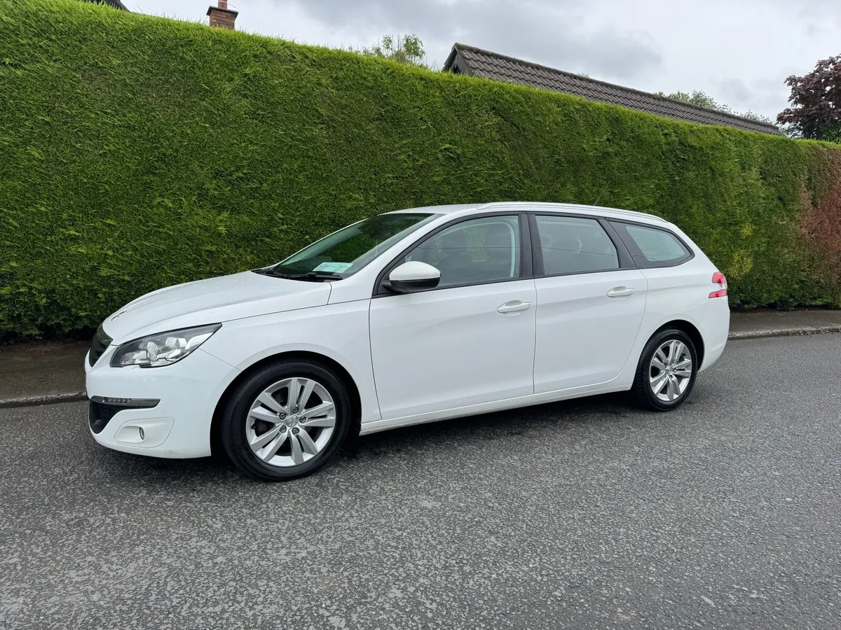 Peugeot 308 estate - Image 3