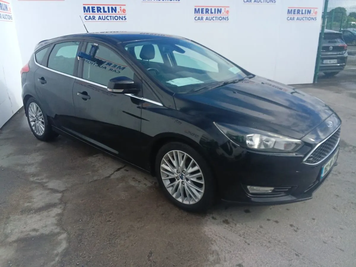 Ford Focus 1.5 Tdci Zetec 120PS - Image 3