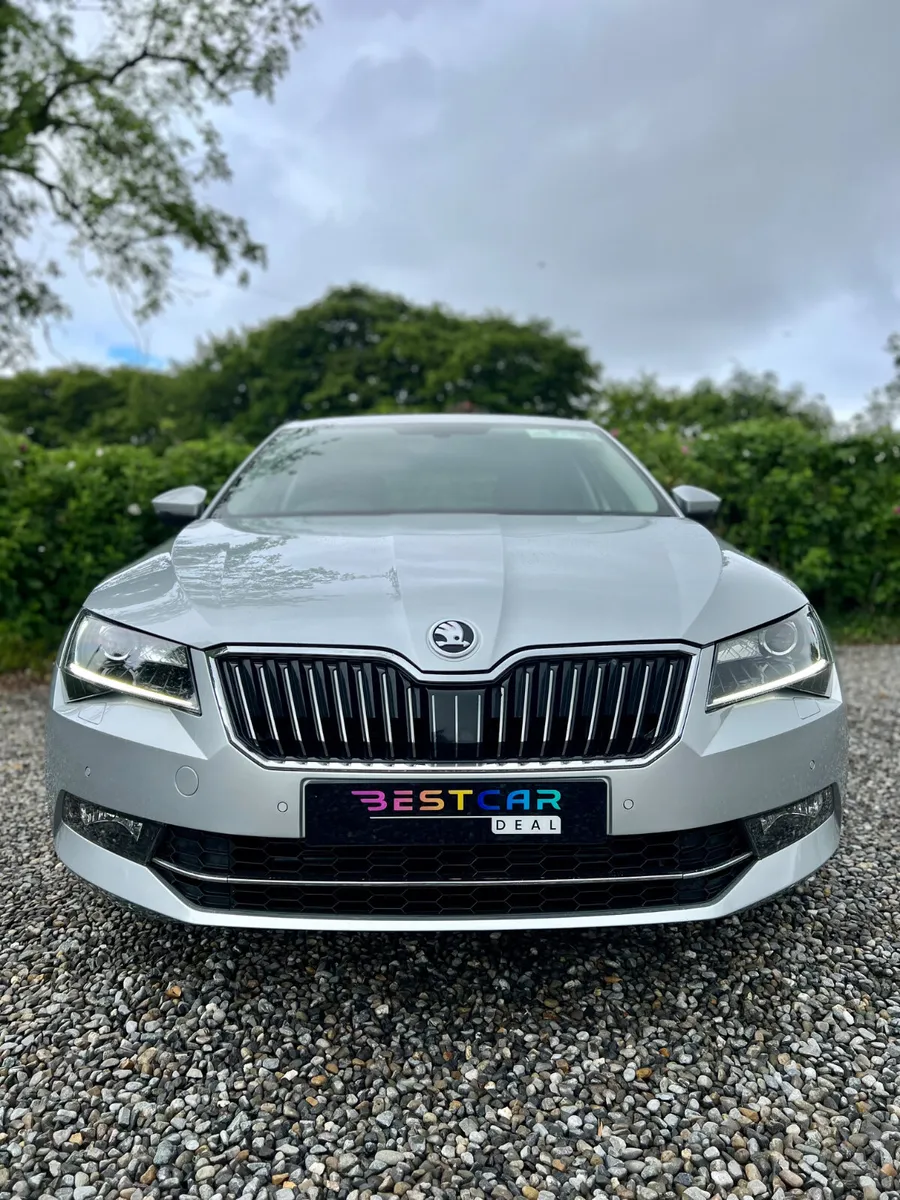 2019 Skoda Superb 2.0 Tdi 150bhp Dsg Executive! - Image 3