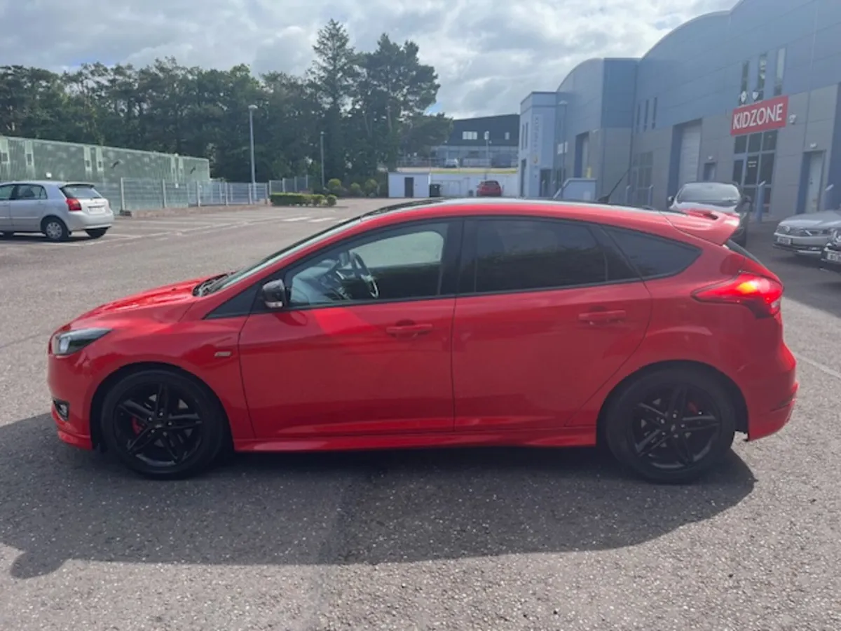 ST RED EDITION 2.0 TD 150PS LOW MILEAGE 2YEARS NCT - Image 4