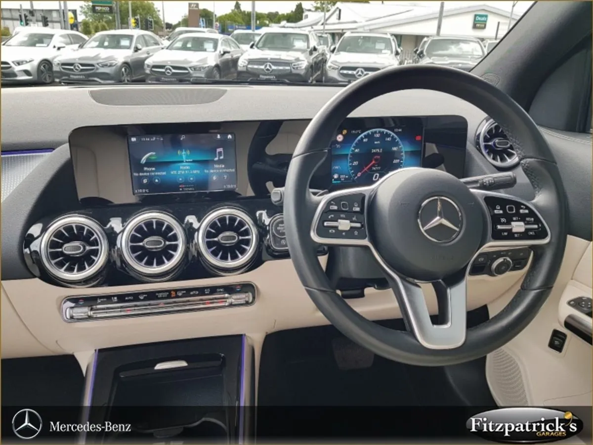 Mercedes-Benz GLA GLA 180 d Auto Progressive - Image 2