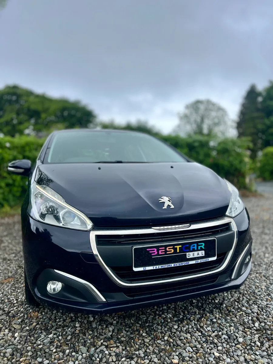 Peugeot 208 PureTech 1.2 Active low mileage! - Image 3