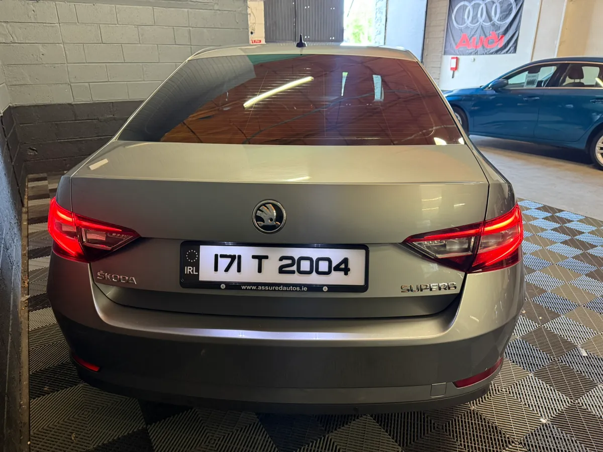 Skoda Superb 2Ltr TDi Style - Image 4
