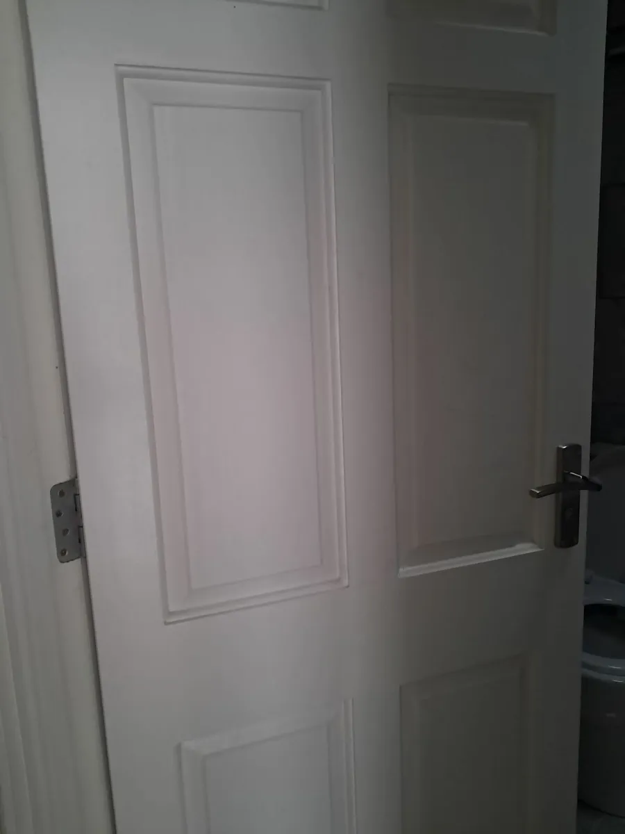 Interior doors - Image 1
