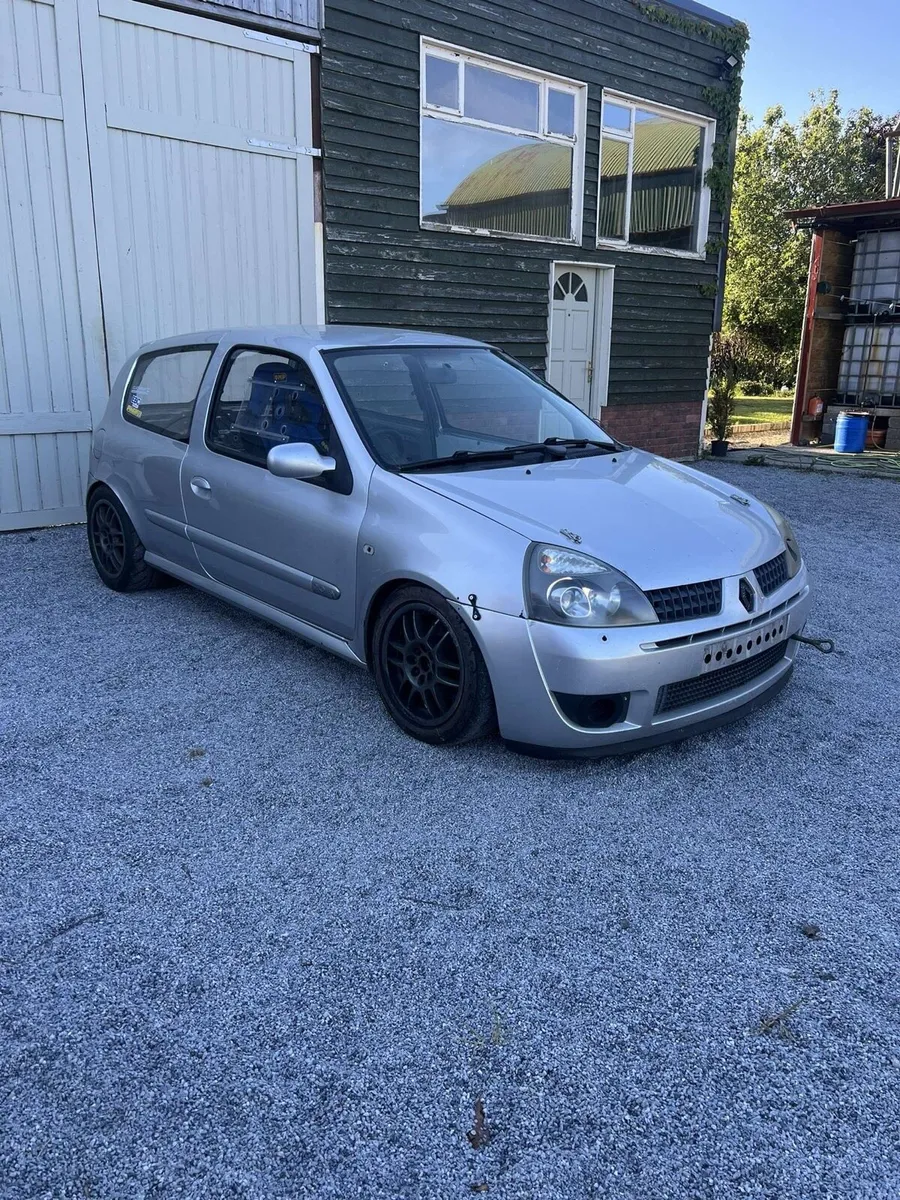 Renault Clio 182 track car - Image 2
