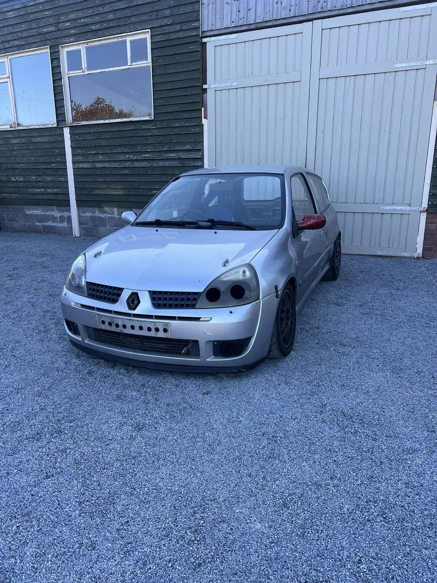 Renault Clio 182 track car - Image 3