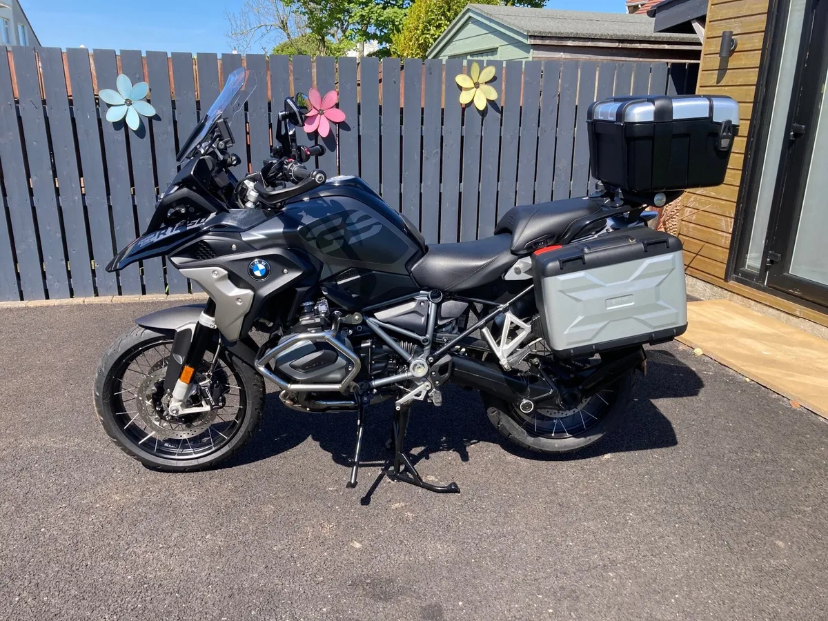 BMW GS1250 TE TRIPLE BLACK - Image 1