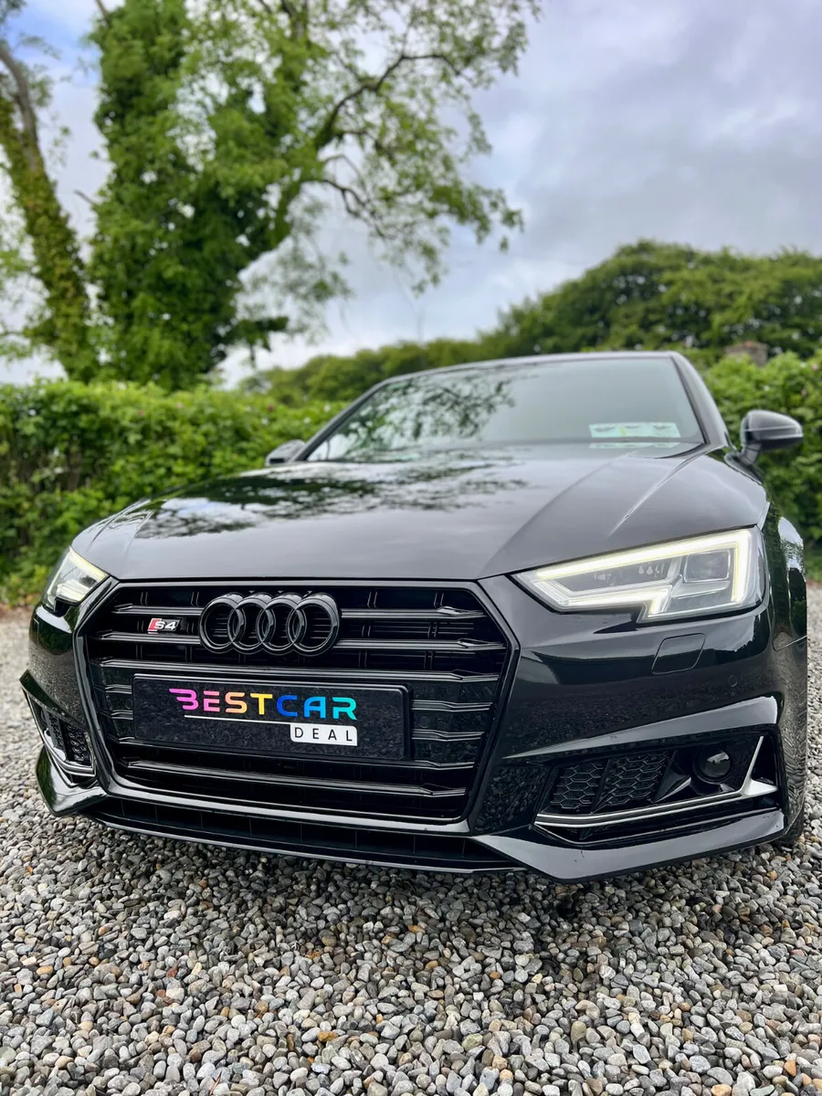 2017 Audi A4 2.0TDI 150HP S tronic S Line! - Image 4