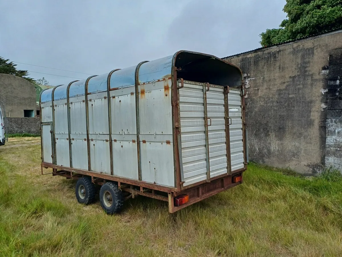 Cattle trailer - Image 2