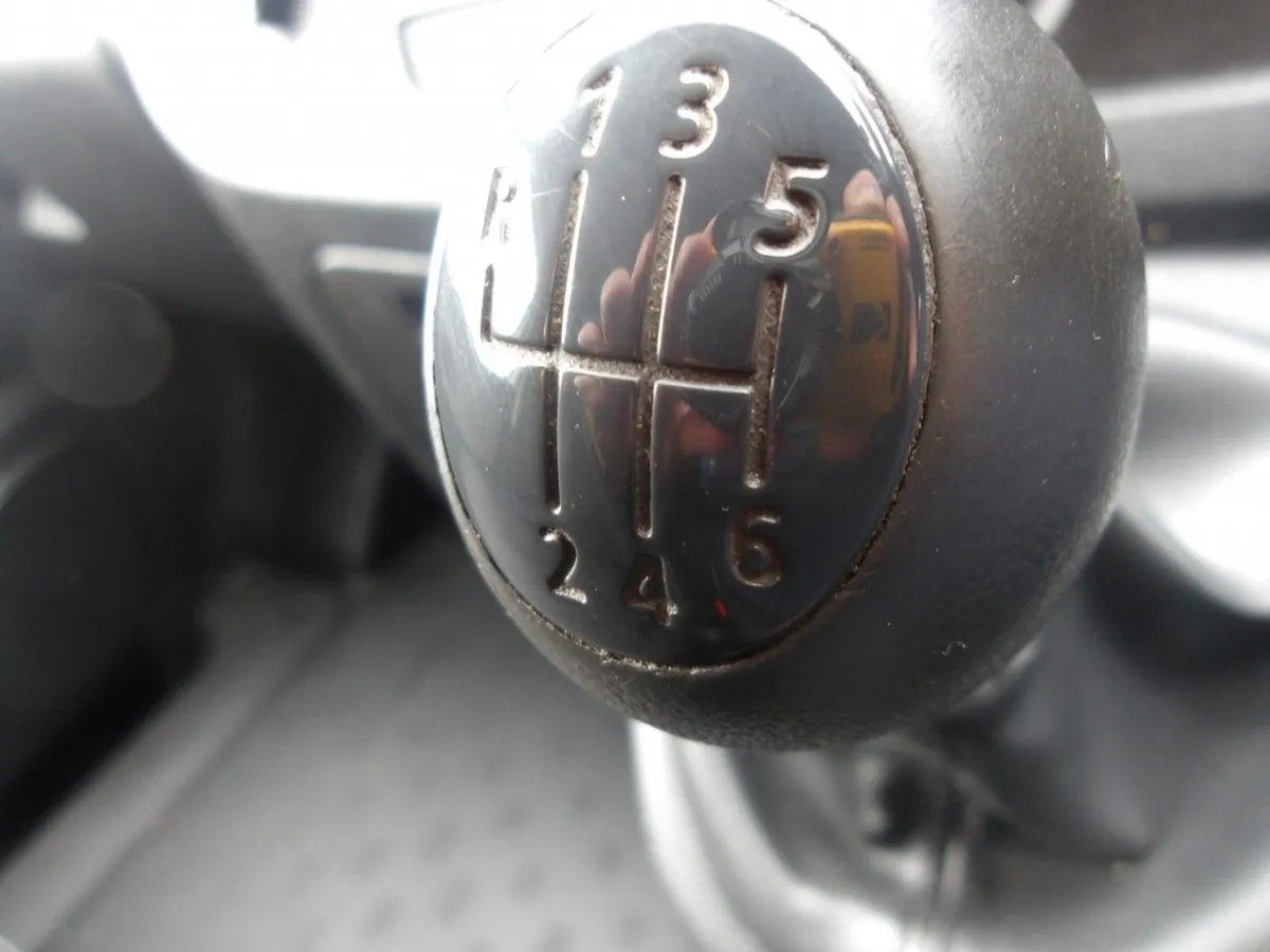 Renault Trafic Trafic Ll29 DCI 120 Business 3 - Image 2