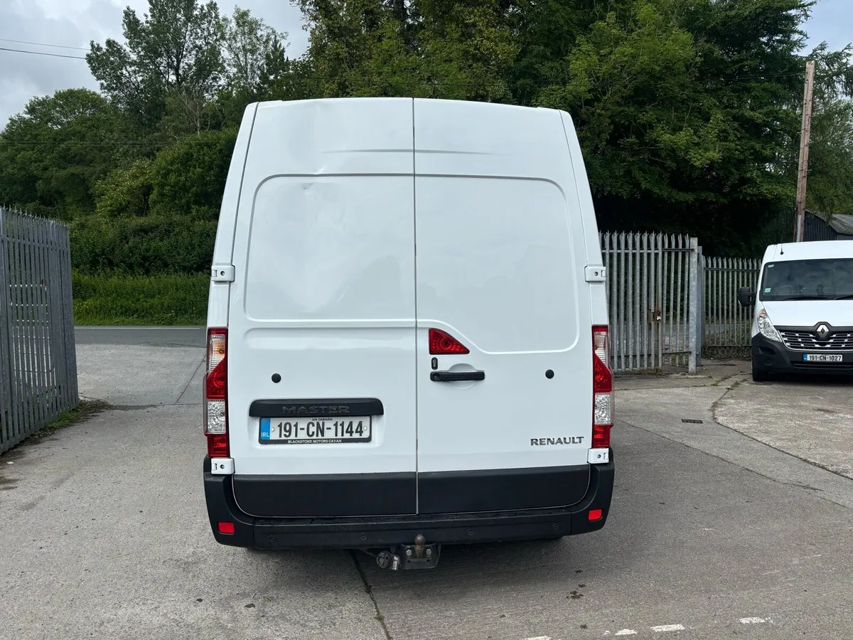 2019 Renault Master Van - MWB - Image 3